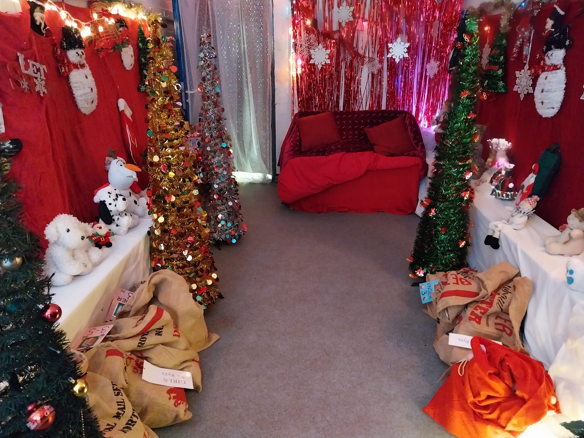 santas grotto